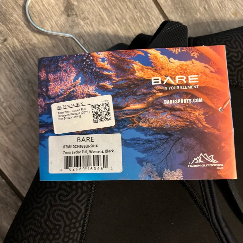 BARE Black Full-Body Wetsuit. Size 14. NWT - Picture 4 of 6